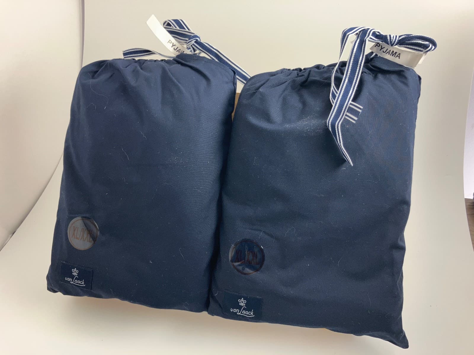 VAN LAACK - Set of 2 - Lufthansa First Class Pyjamas / Pajamas NEW - XL /XXL