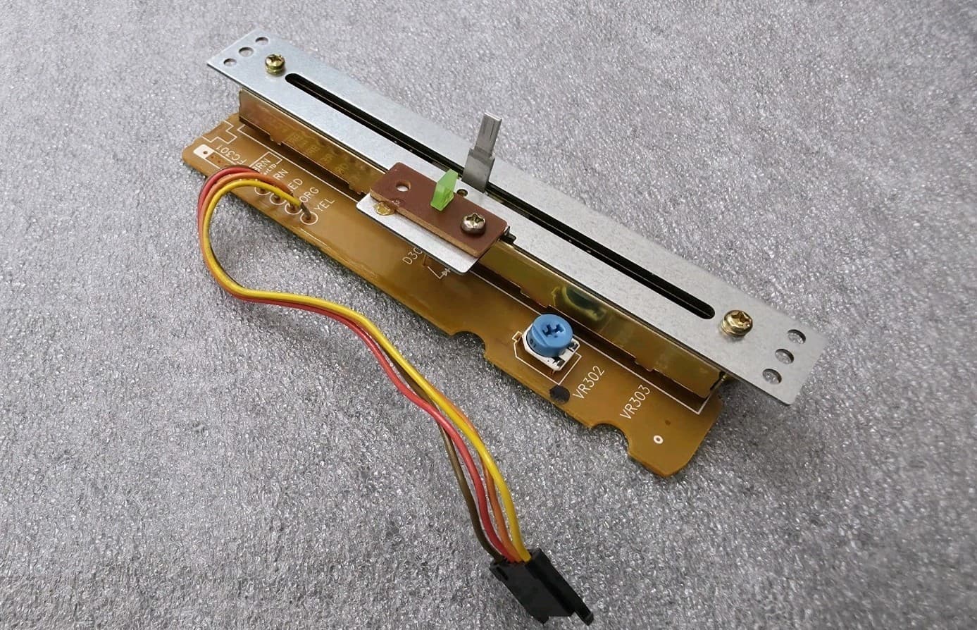 Technics sl1200, sl1210 Mk2. Original Pitch Fader. Exc Condition