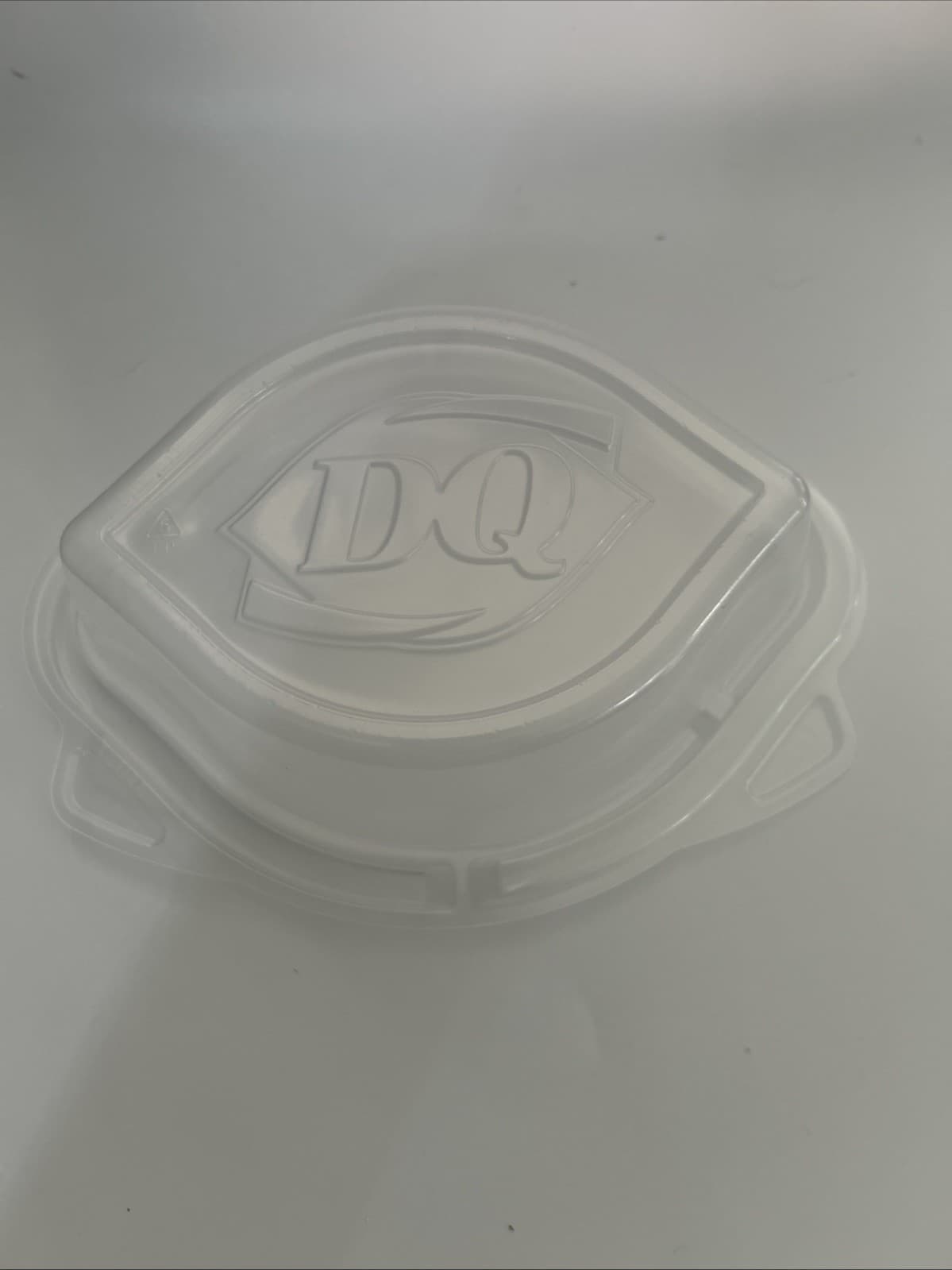 (10) Dairy Queen Plastic Banana Split Dishes 8 Inch By 6 In