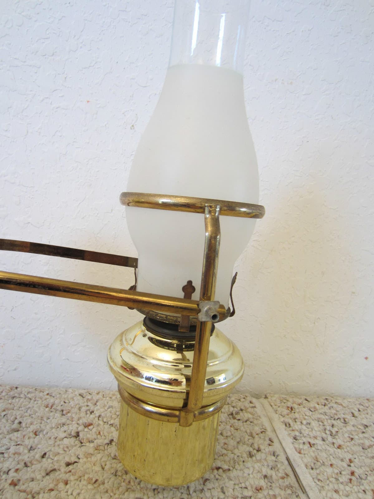 MARITIME, BRASS REPLICA SHIP'S CABIN LANTERN