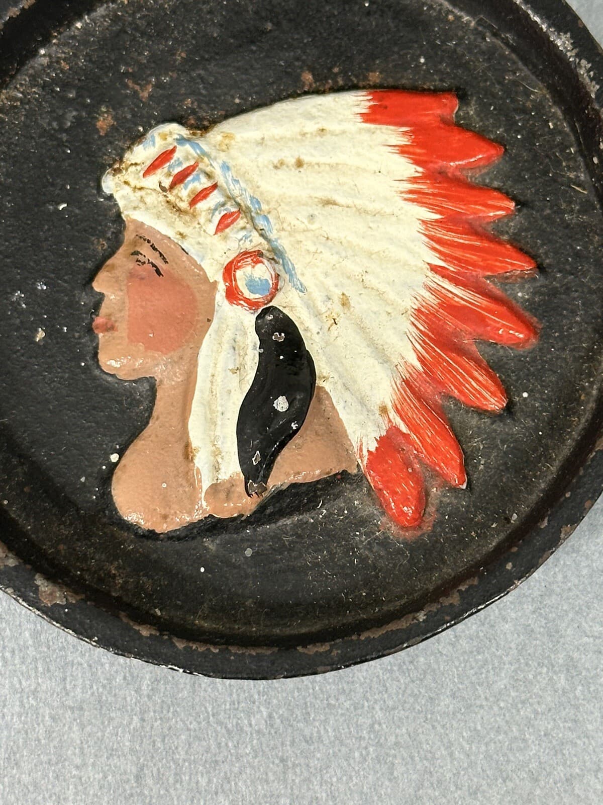 JOHN WRIGHT Mini CAST IRON SKILLET ASHTRAY SPOON REST Native Chief w/ Headdress