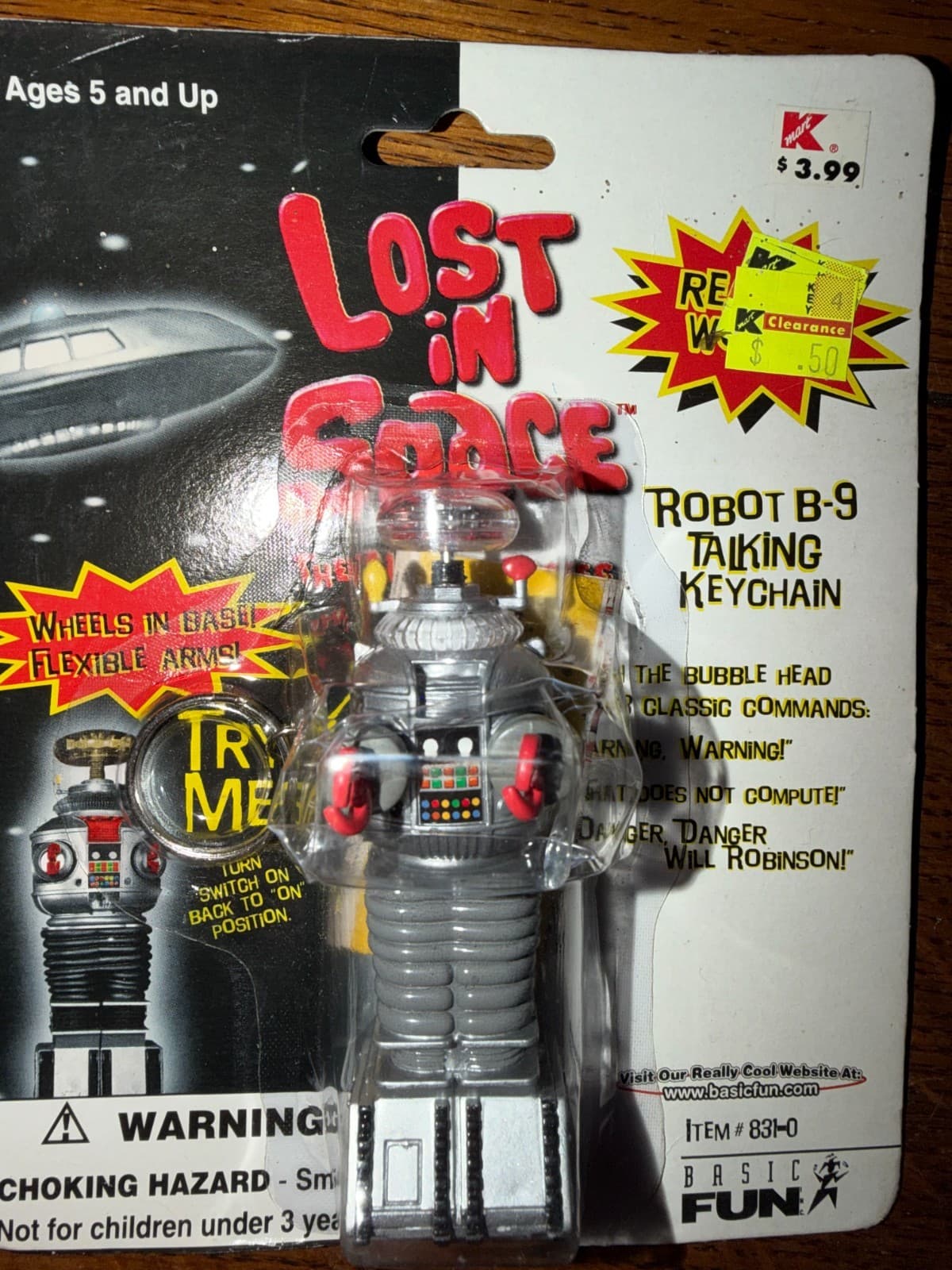 Basic Fun Lost In Space Classic Series Robot B-9 Talking Key Chain 1997