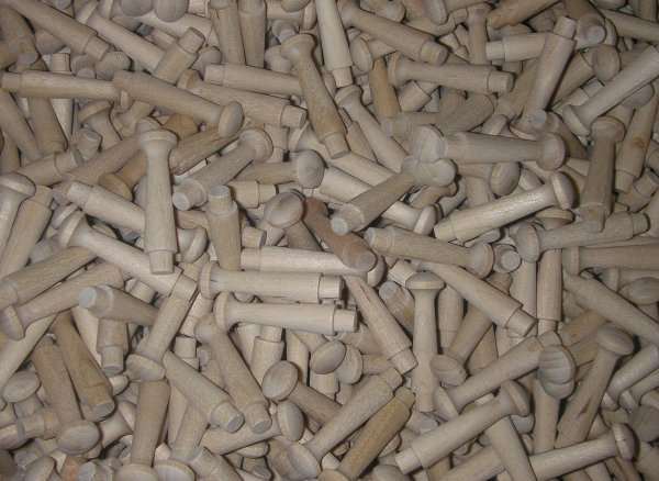 Lot of 25 1-3/4" SHAKER PEGS Standard Style Unfinished Birch