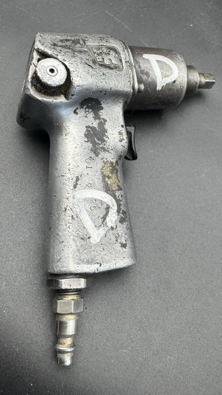 Ingersoll-Rand 3/8 Industrial Pin Nose Air Impact Wrench IR Impact Reversible