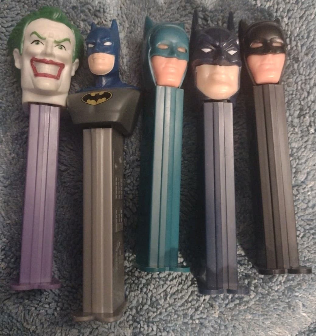 4 Batman Pez Dispensers 3 are 1985 +1/1995 & a Joker 95, VTG DC Comics