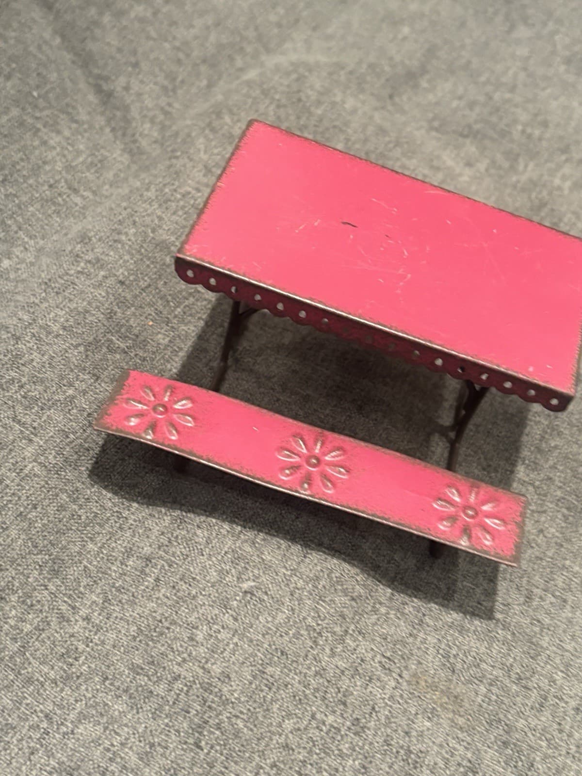 Fairy Garden Picnic Table Miniature Furniture VG Condition