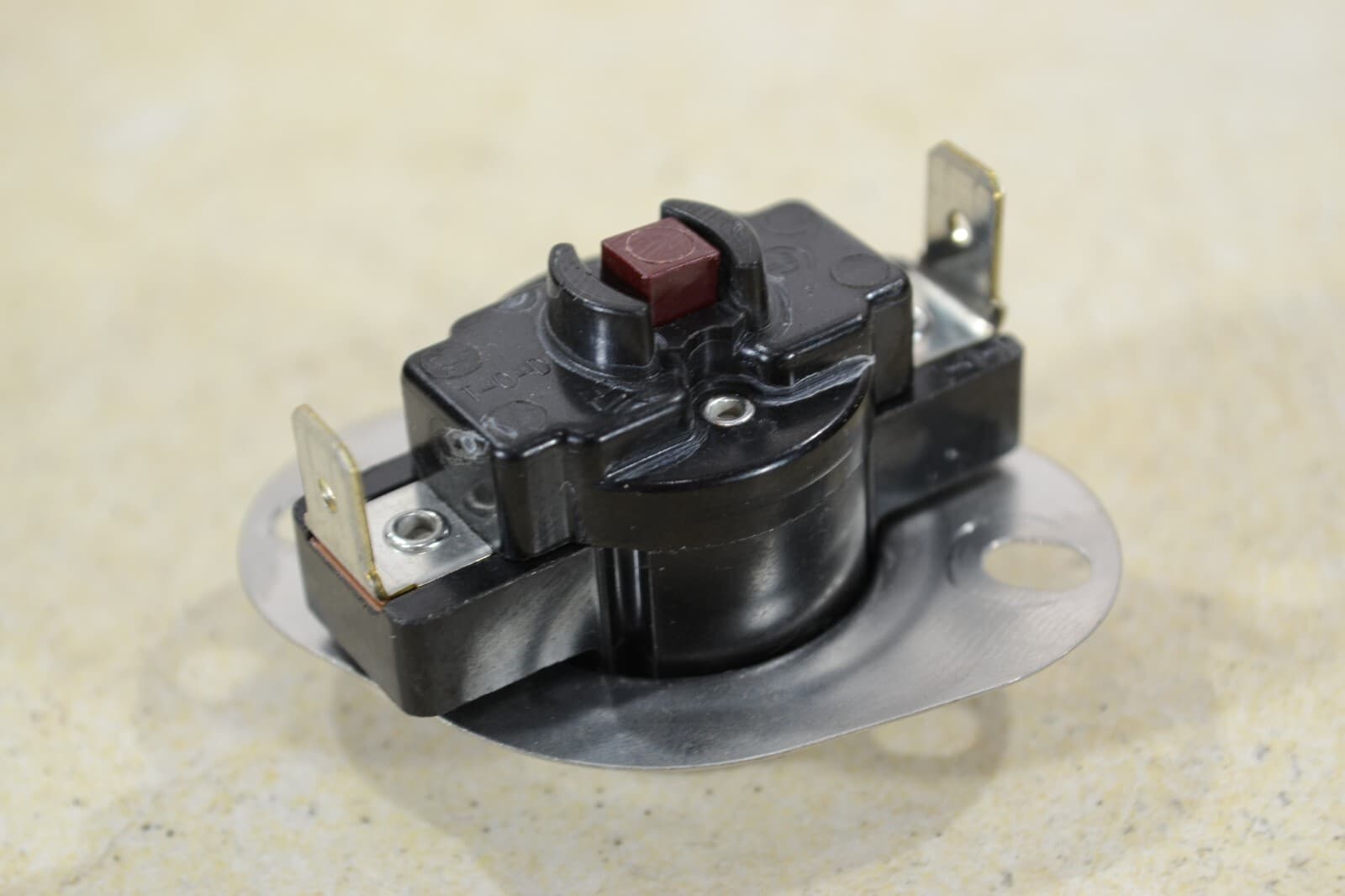 Thermodisc T-O-D 60T15 L210F Manual Reset Thermostat Temp Switch