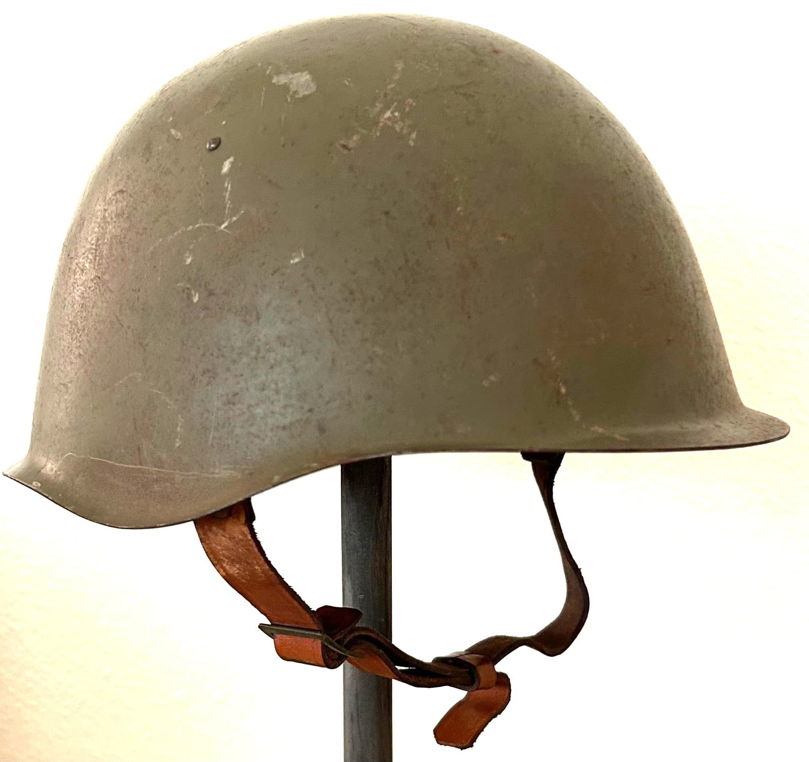 Post WWII Russian M40 Helmet