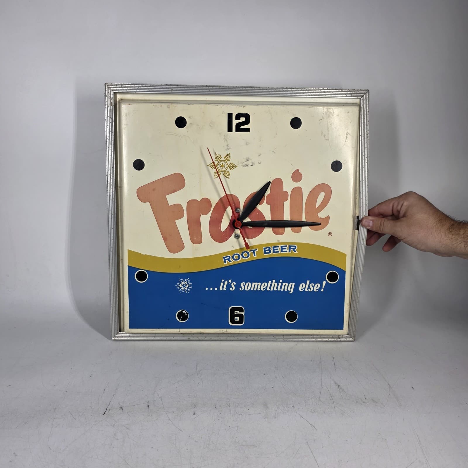 Vintage Frostie Root Beer Electric Clock Sign - Tested!