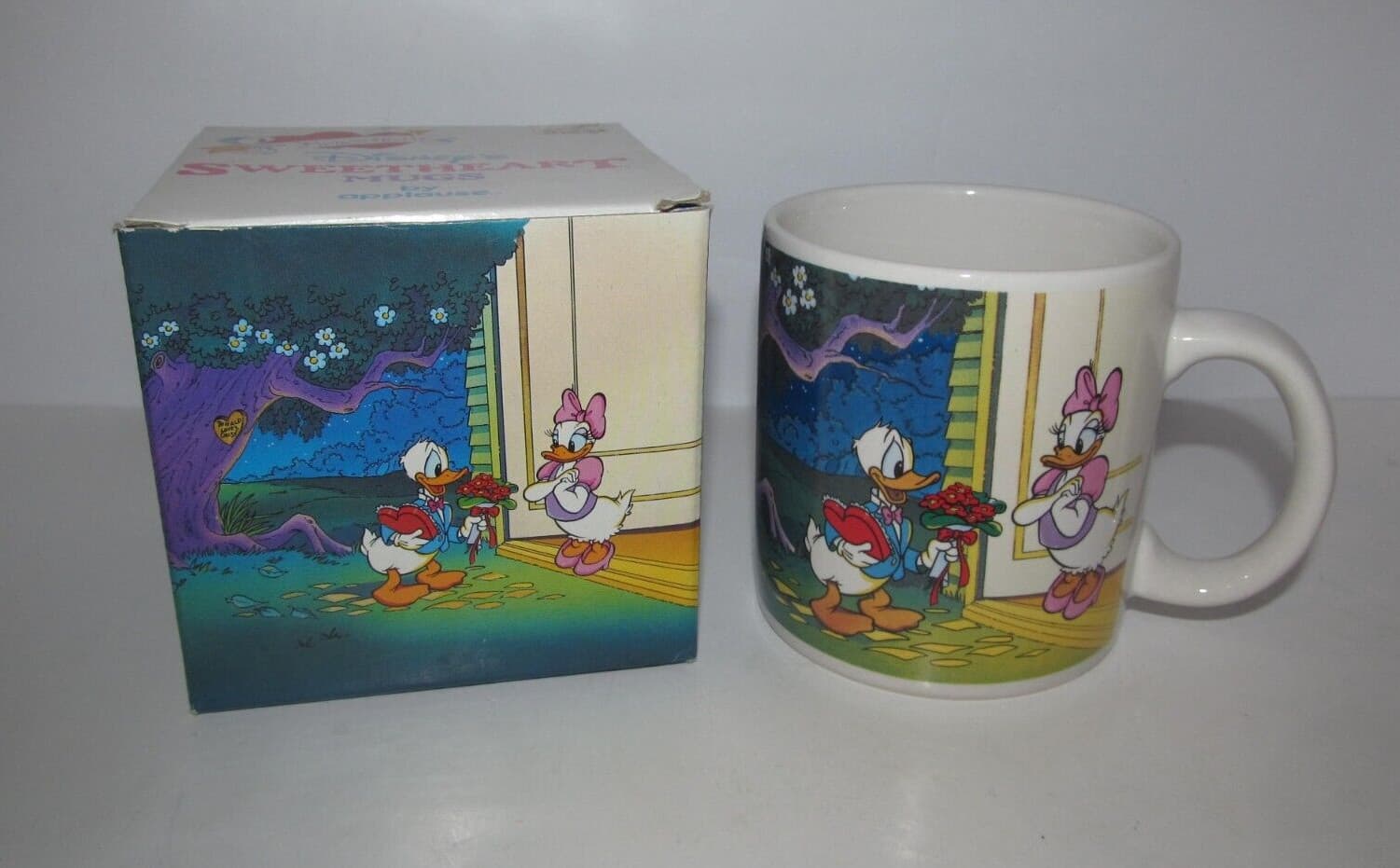 Disney Mickey & Minnie Donald Duck & Daisy Applause Sweethearts Coffee Mug