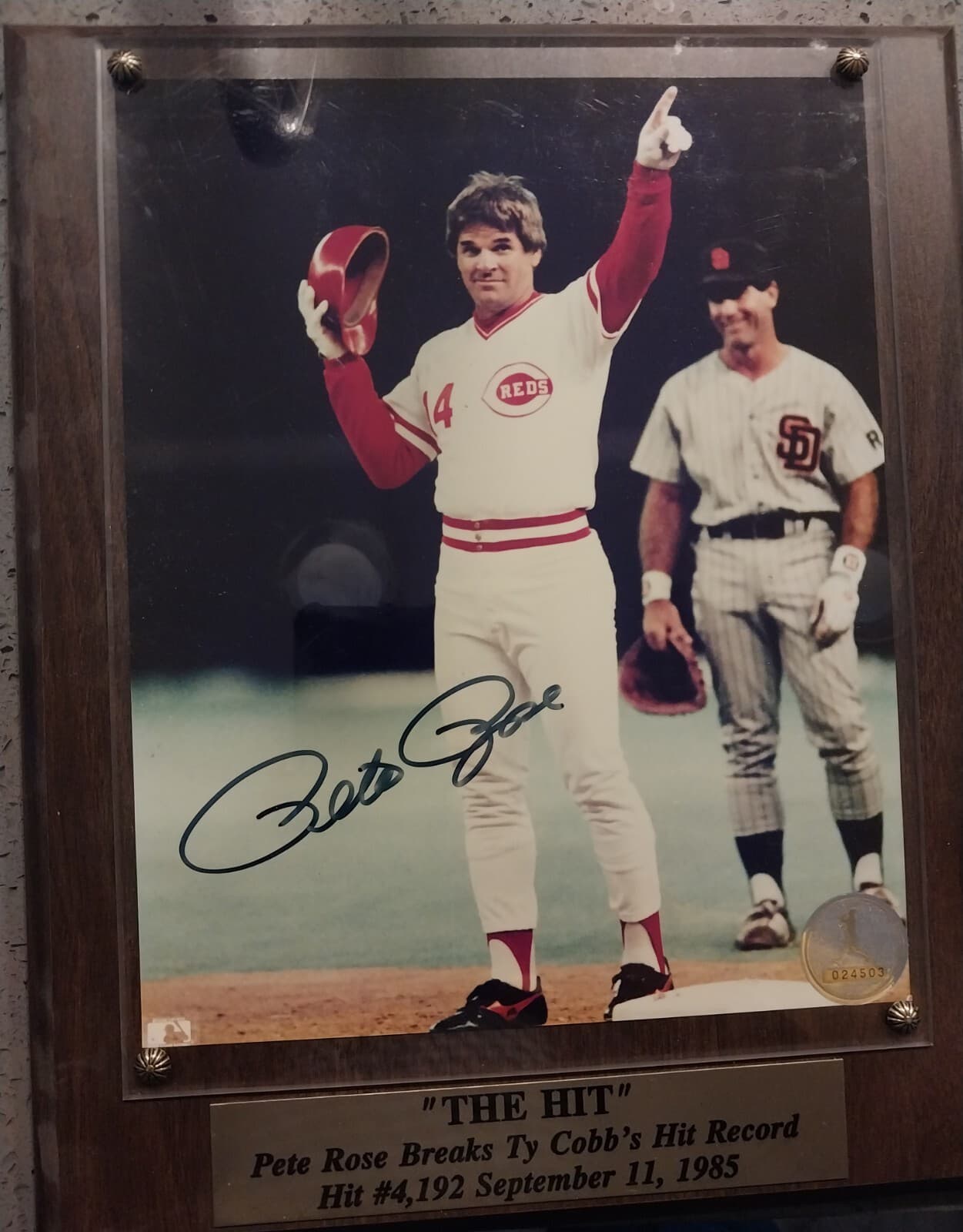 Pete Rose Autographed Plaque