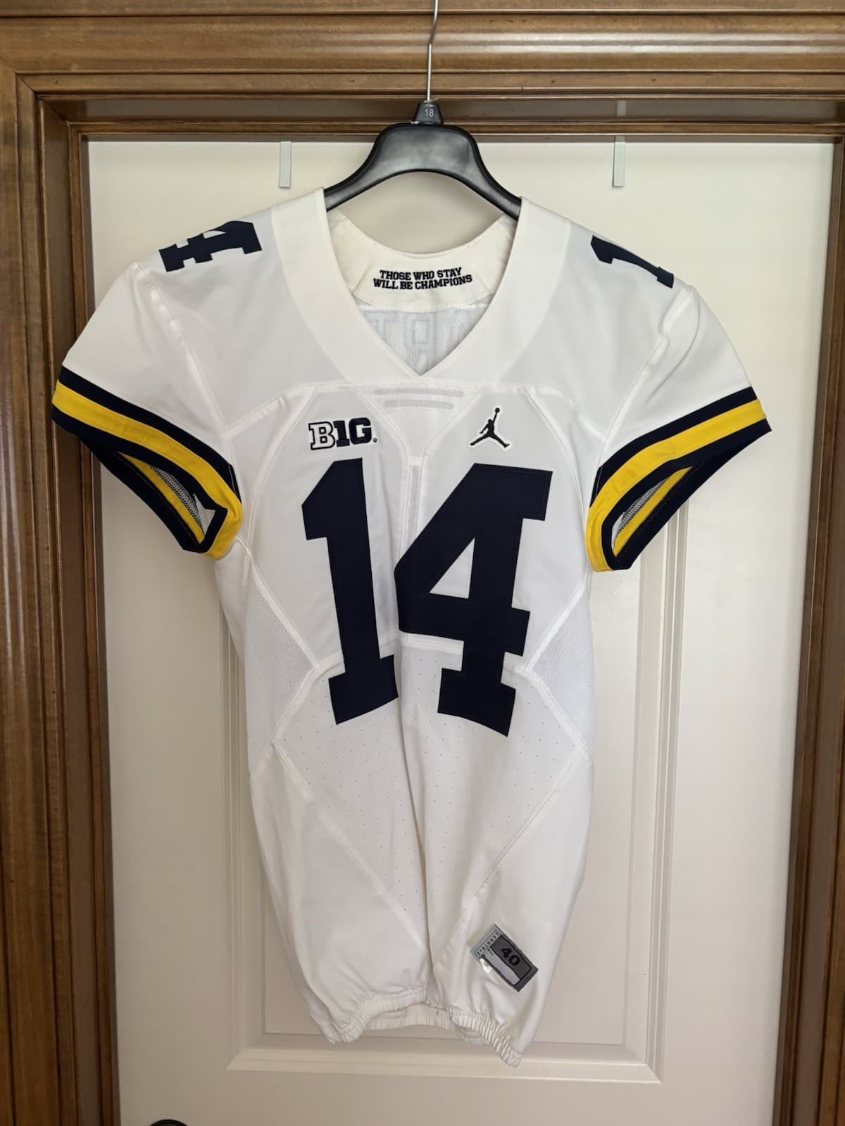 Michigan Wolverines Authentic Game Issued Used Jersey sz 40 rare QB cut.
