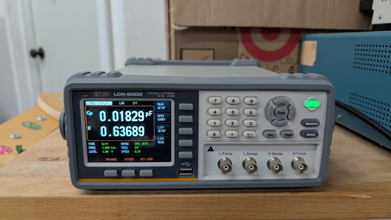 GW Instek LCR-6002 Precision LCR Meter 10Hz - 2kHz LRC Meter 0.05% Accuracy