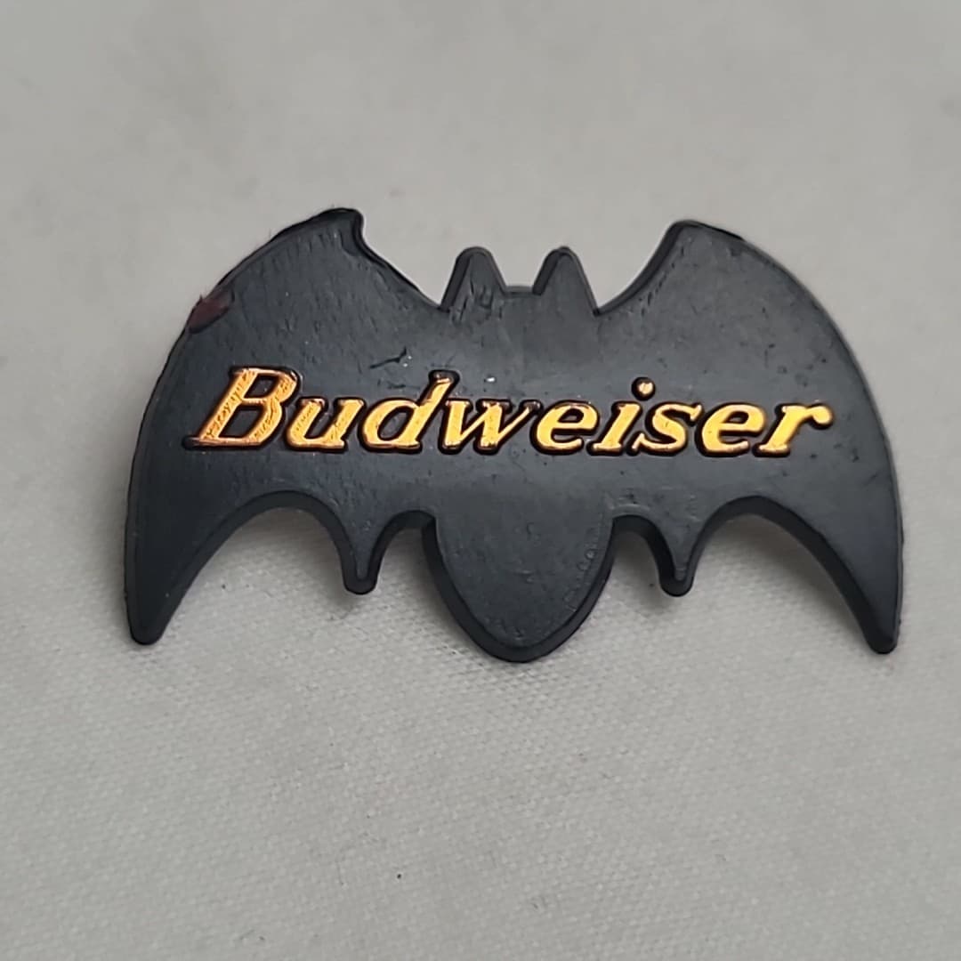 Budweiser Beer Black Bat Vintage Halloween Promo Advertising Hat Lapel Pin