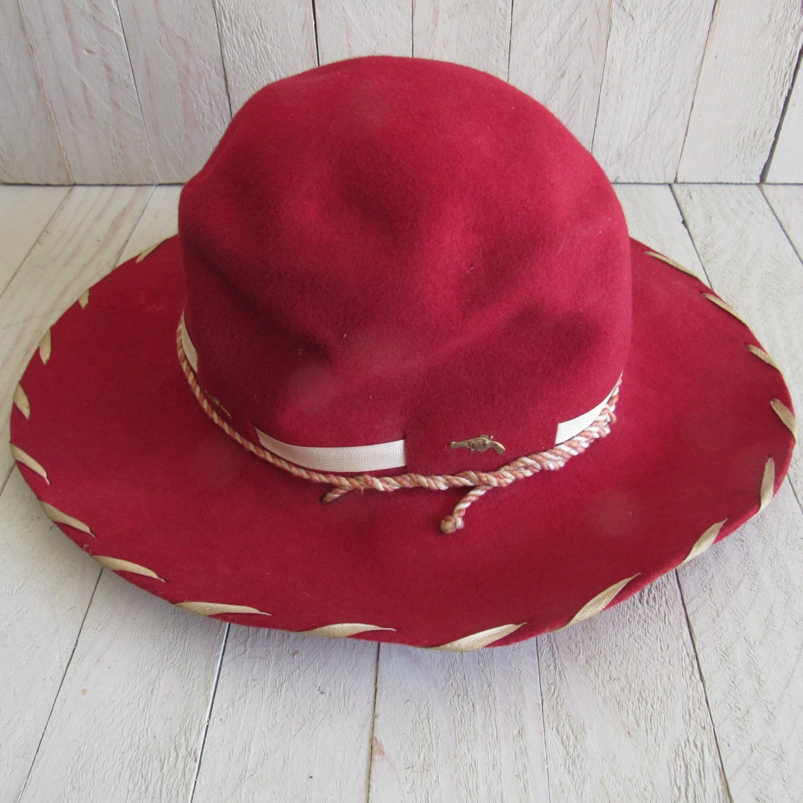 Vtg Child Cowboy Hat Red Wool 1950s Has Metal Guns Around Base of Hat