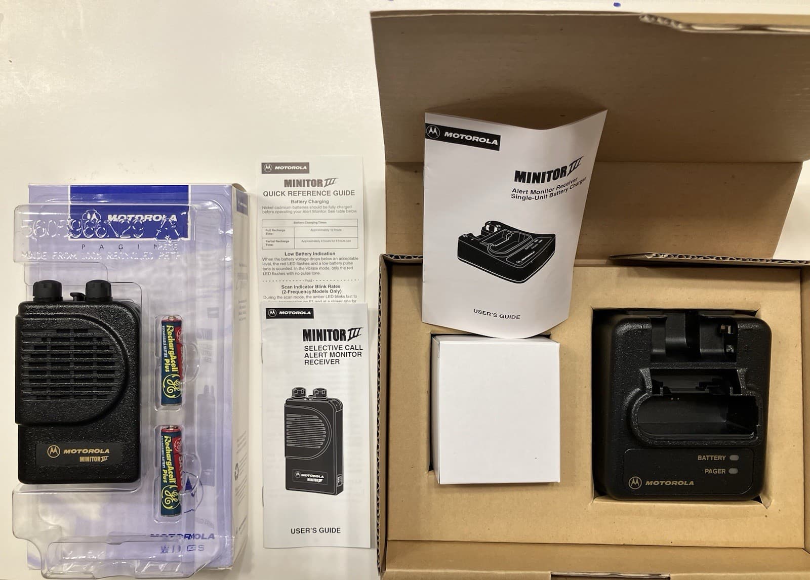 NEW MOTOROLA MINITOR III (3) UHF PAGERS 457.300-464.6750 MHz NSV 2-CH GMRS MED