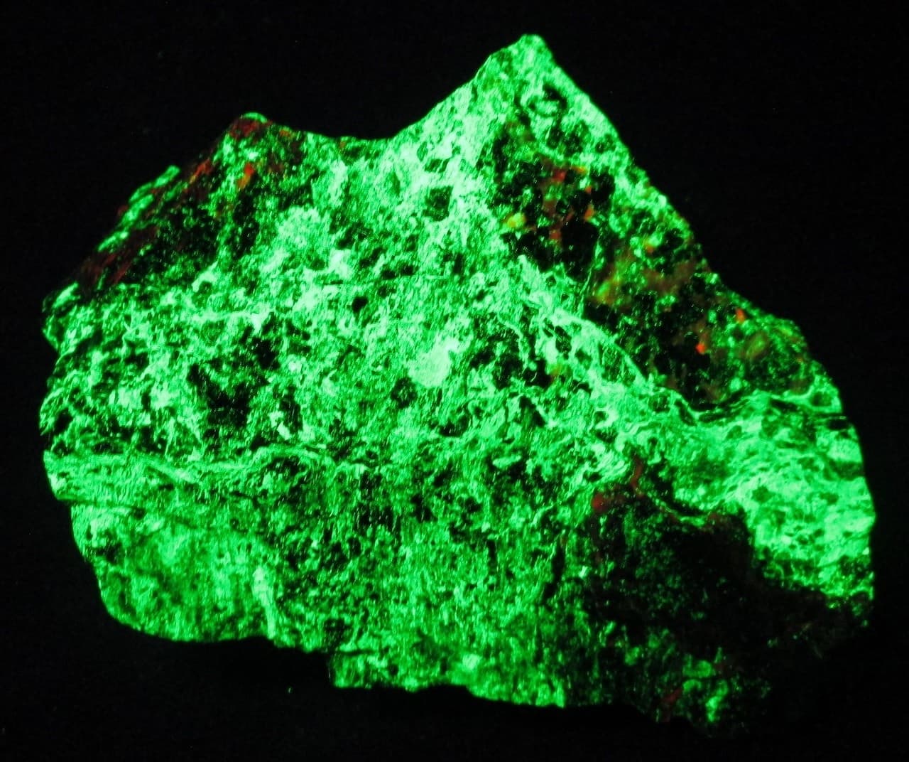 Willemite Veins Franklinite Fluorescent Mineral Sterling Hill NJ