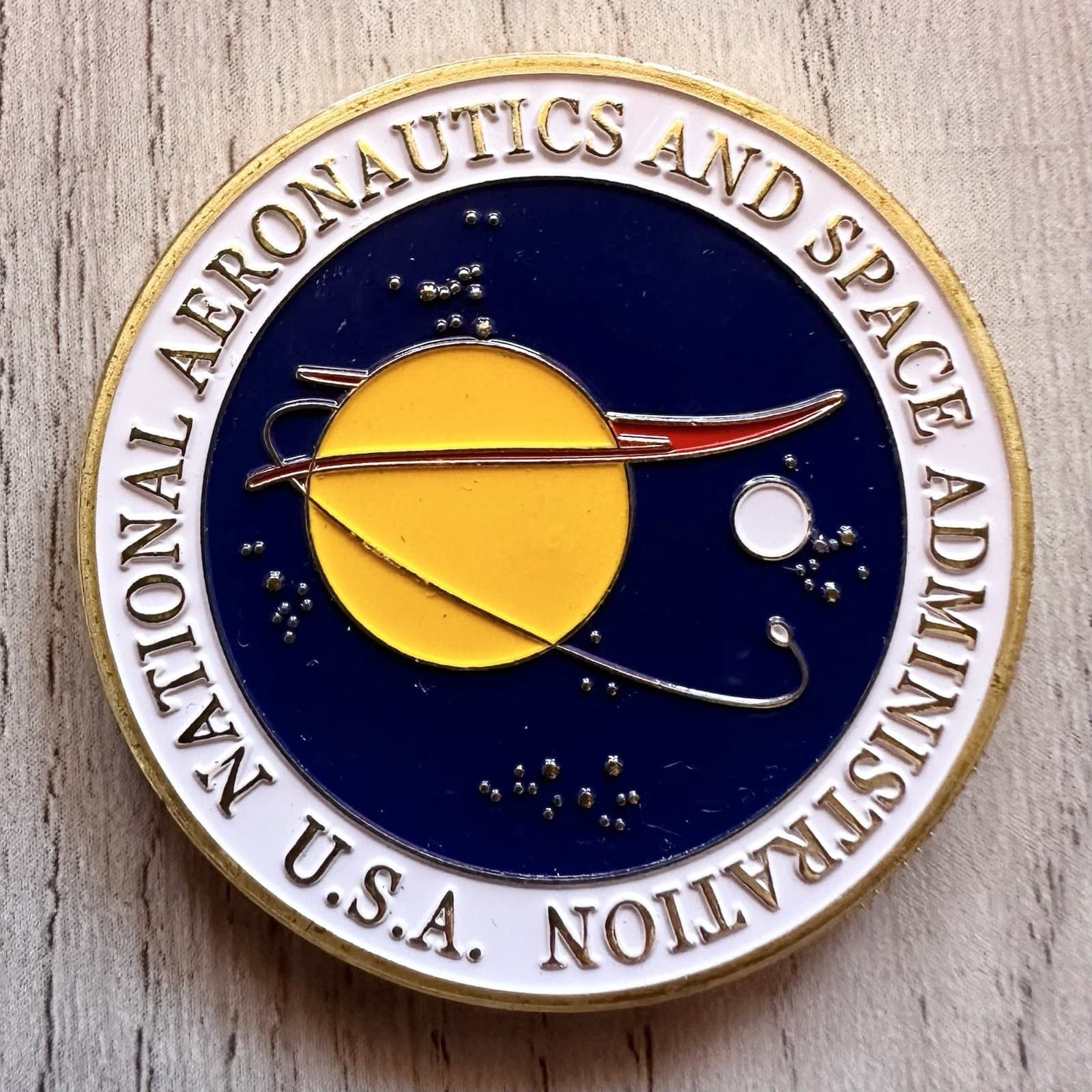 NATIONAL AERONAUTICS & SPACE ADMINISTRATION 'NASA' Challenge Coin. Fast Shipping