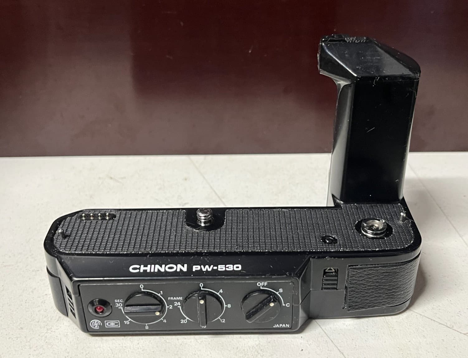 Chinon Power Winder PW-530 + Interval Timer- Untested