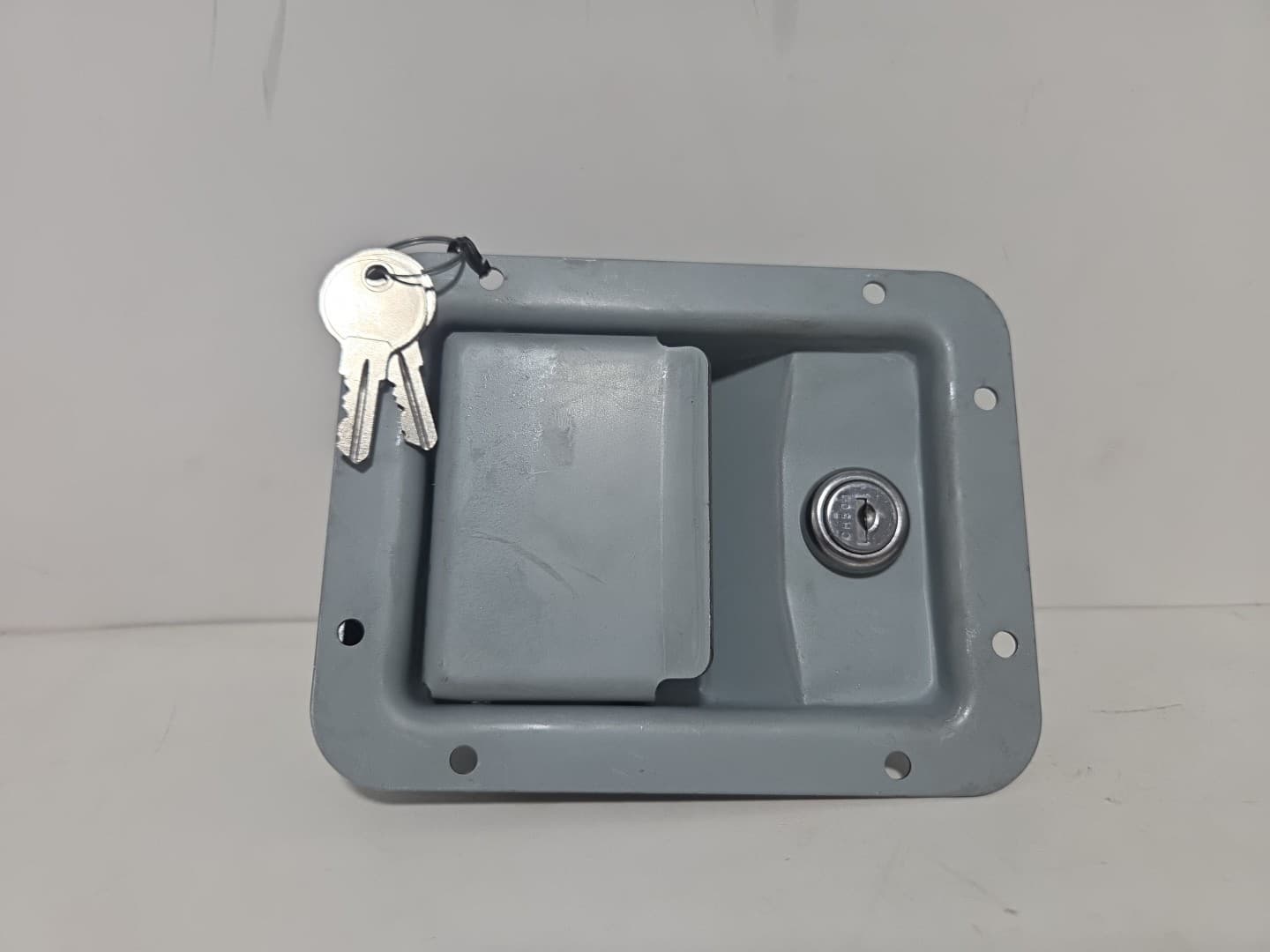 Cab Door Handle with Keys