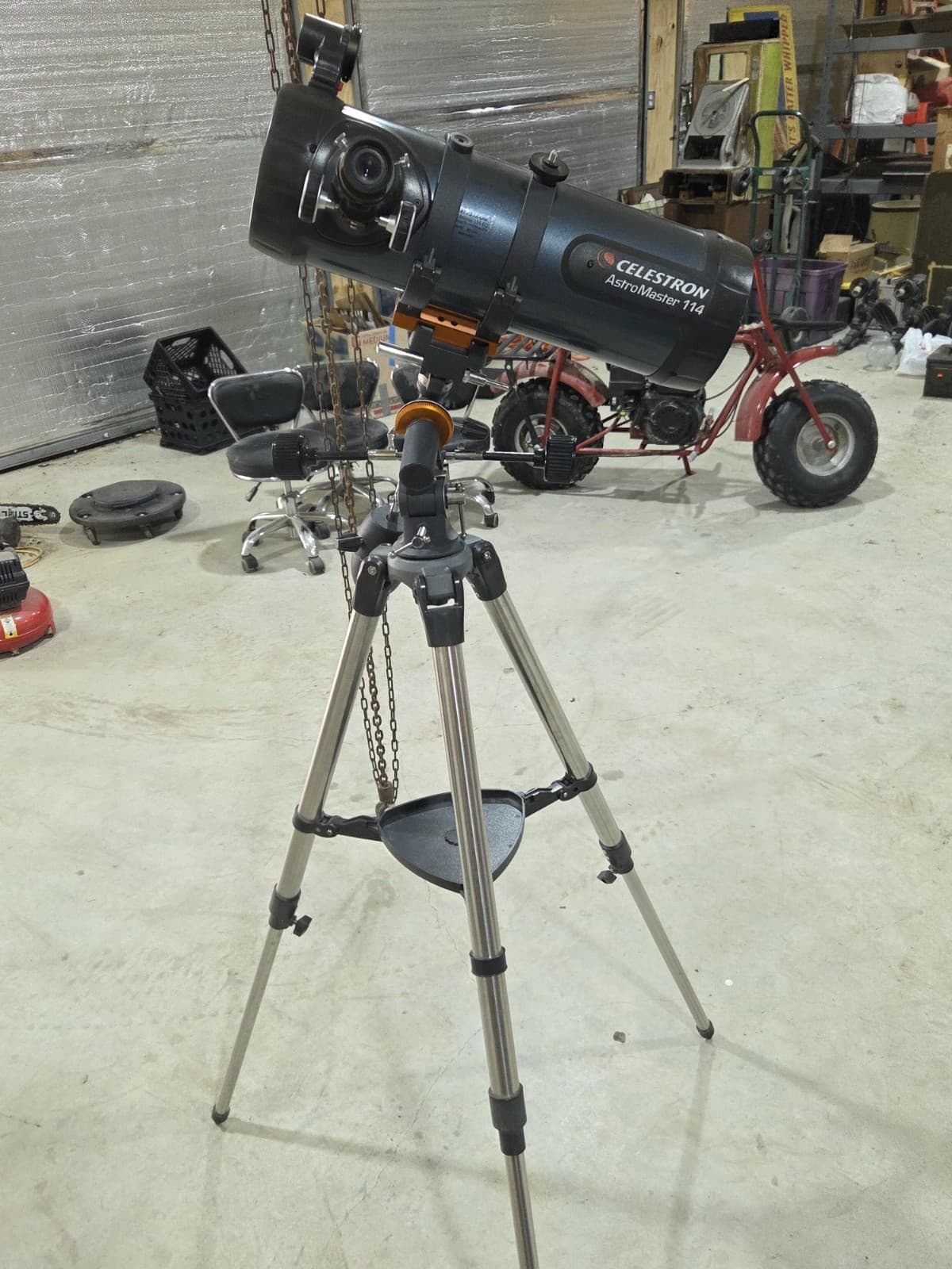 Celestron Astromaster 114 EQ Telescope 114mm F1 =1000 F/9 Model 31042