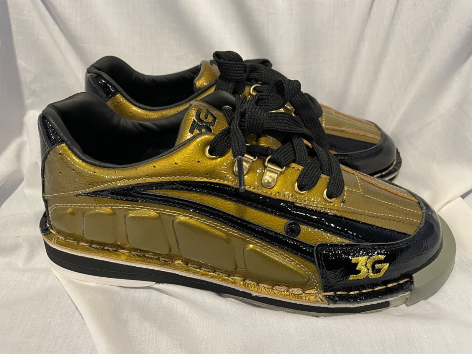 3G Bowling Shoes Mens 11.5 Belmo Tour S Gold Right Handed S3023