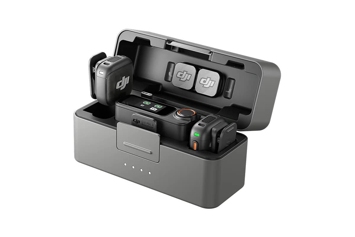 DJI Mic 3 (2 Transmitters + 1 Receiver + Charging Case)