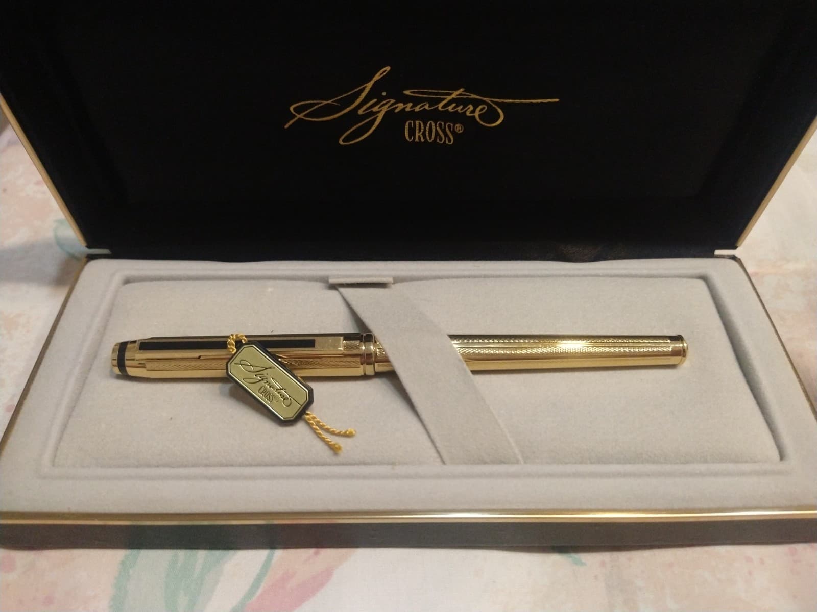 Cross Signature Gold Filled Fountain Pen with Medium 18k Gold Nib