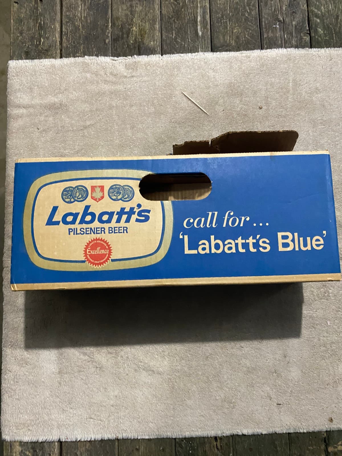 Vintage 1970s Labatt’s Blue Imported Beer Cardboard Box 12 Pack Canadian Rare