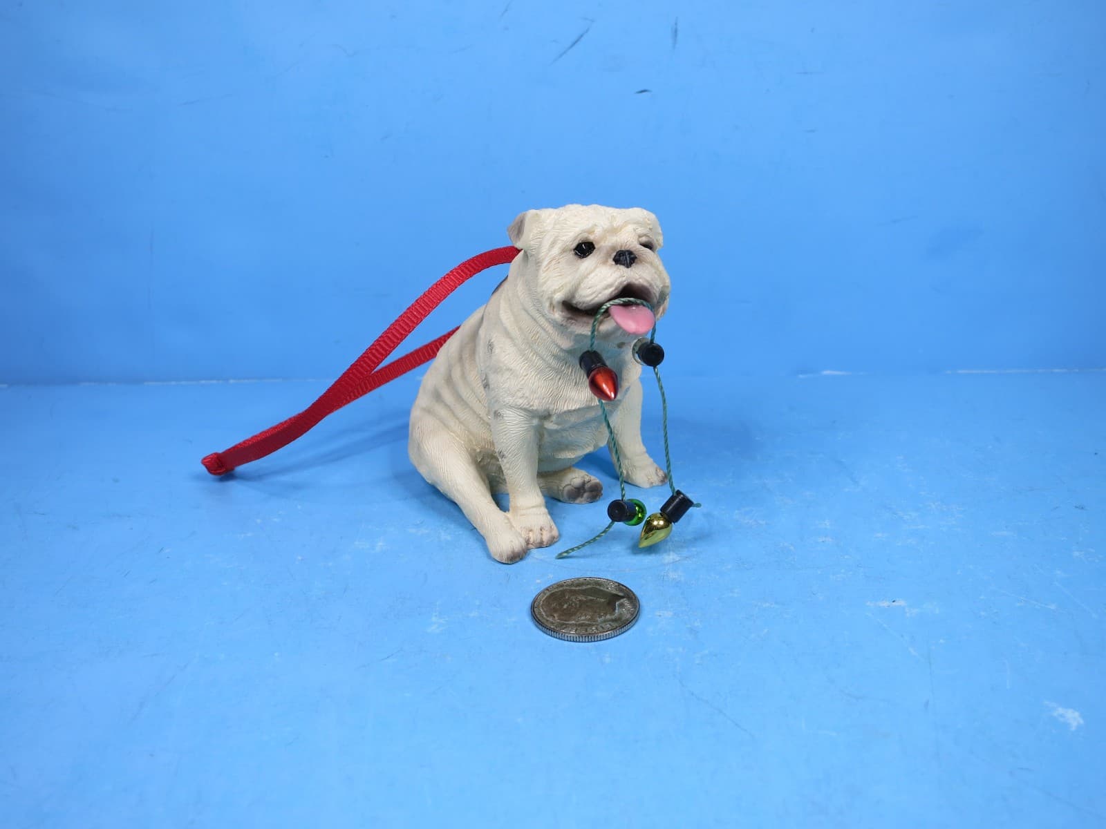 SANDICAST DOG CHRISTMAS ORNAMENT Bull Dog W/Light String-New In Box