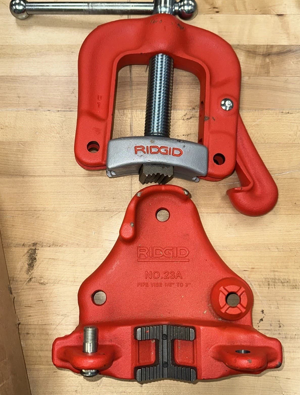 RIDGID No. 23 Bench Yoke Pipe Vise 1/8"-3" Pipe Bench Mount Vise USA