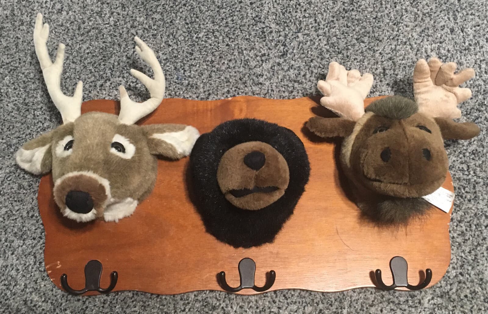 EUC Plushy Animal Trophy Hunt Coat Rack Deer Bear Moose Kid Room Hunting