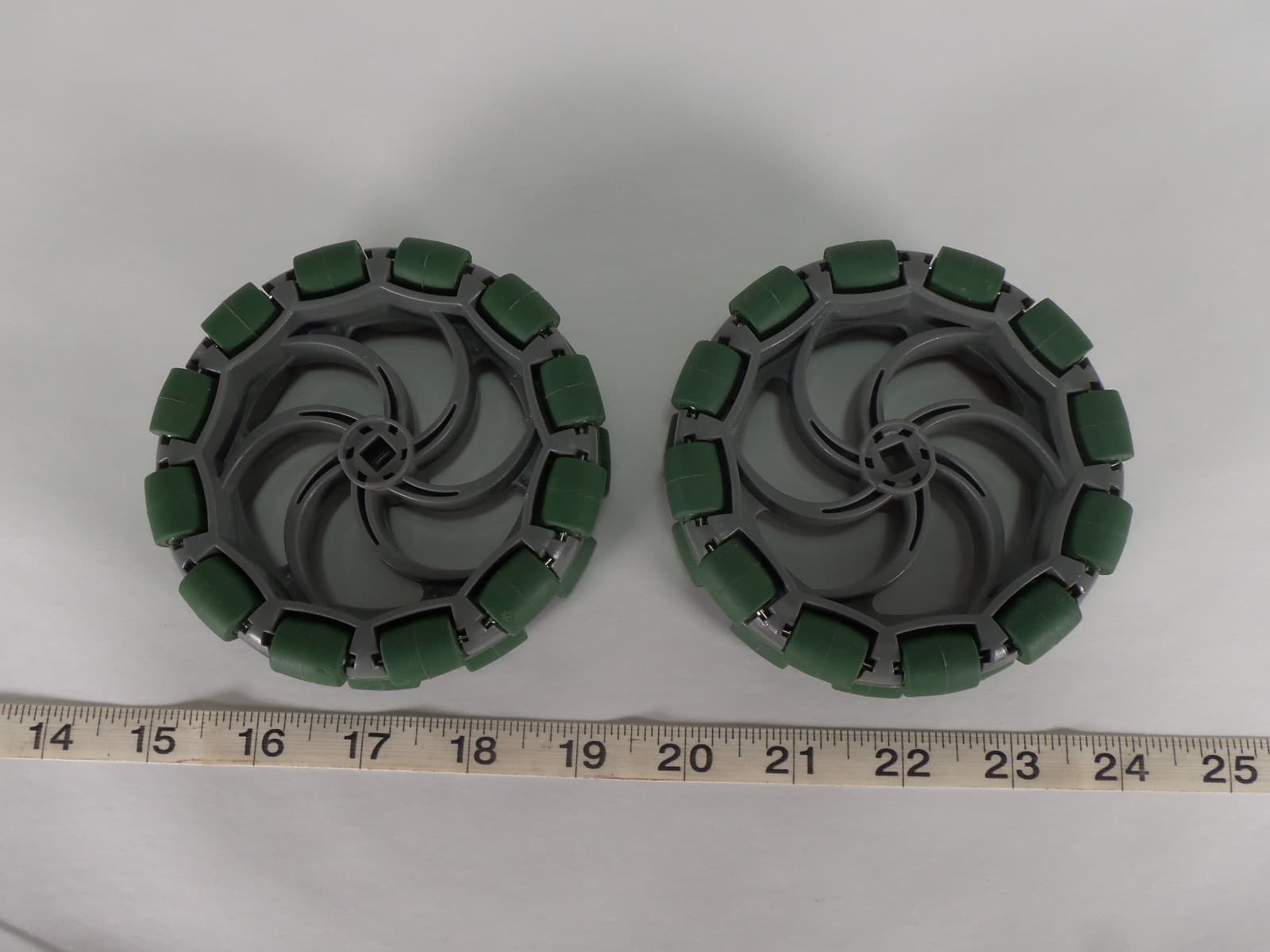 Lot of 2 Vex 4" Omni-Directional Wheel Green Robots Robotics Battle Bots