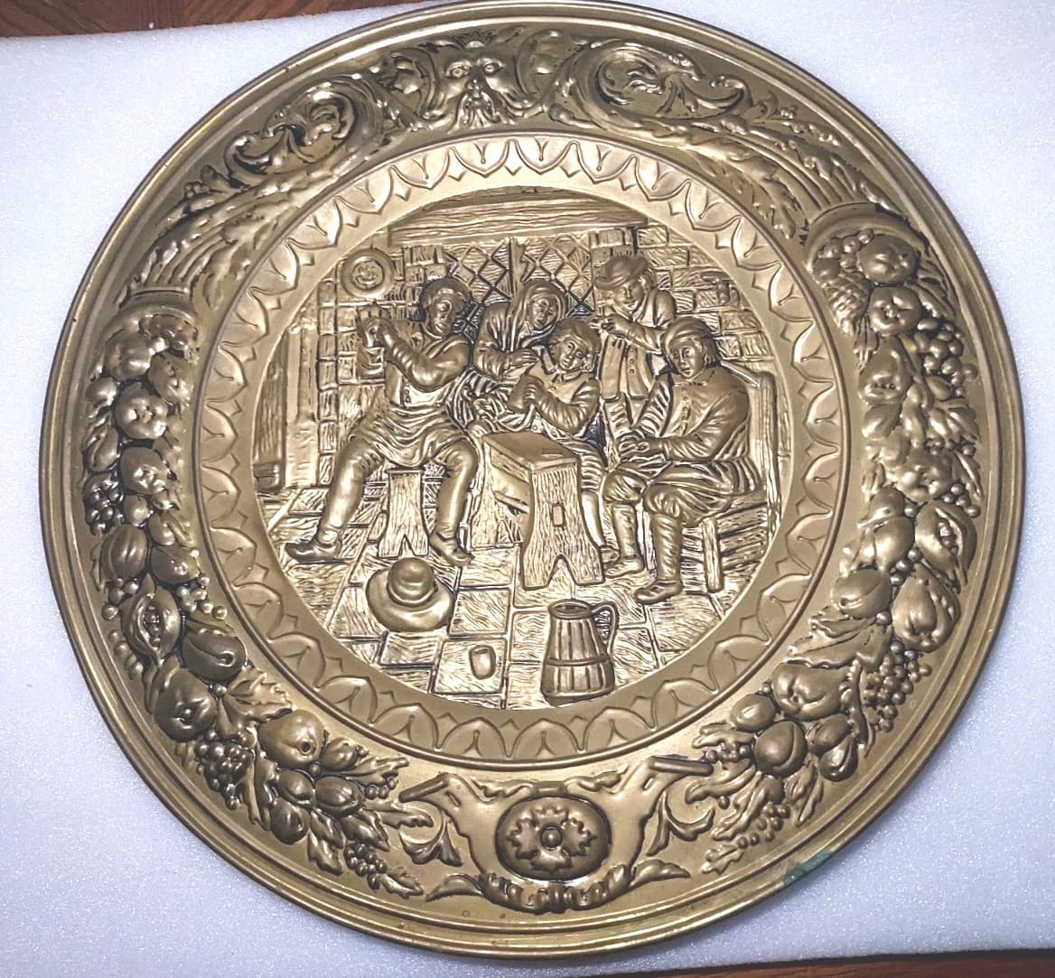 Antique Brass Wall Plate Colonial Style Wall Hanging