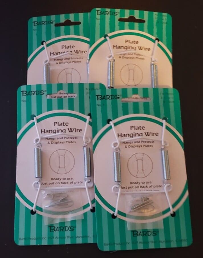 Lot of 4 - White Vinyl Plate Hanging Wires 3.5 in to 5 in